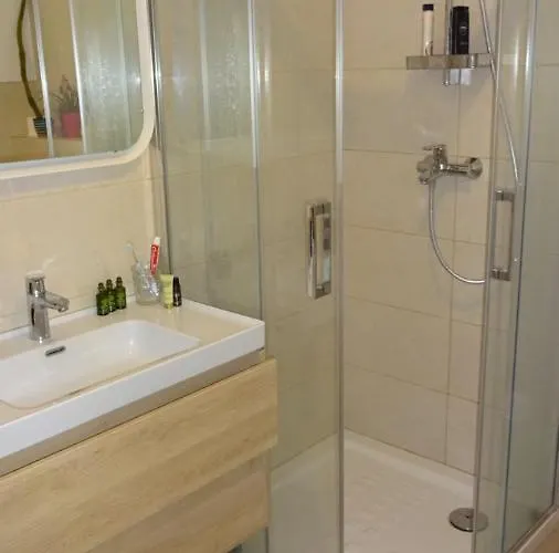 App Nina ポルトローシュ